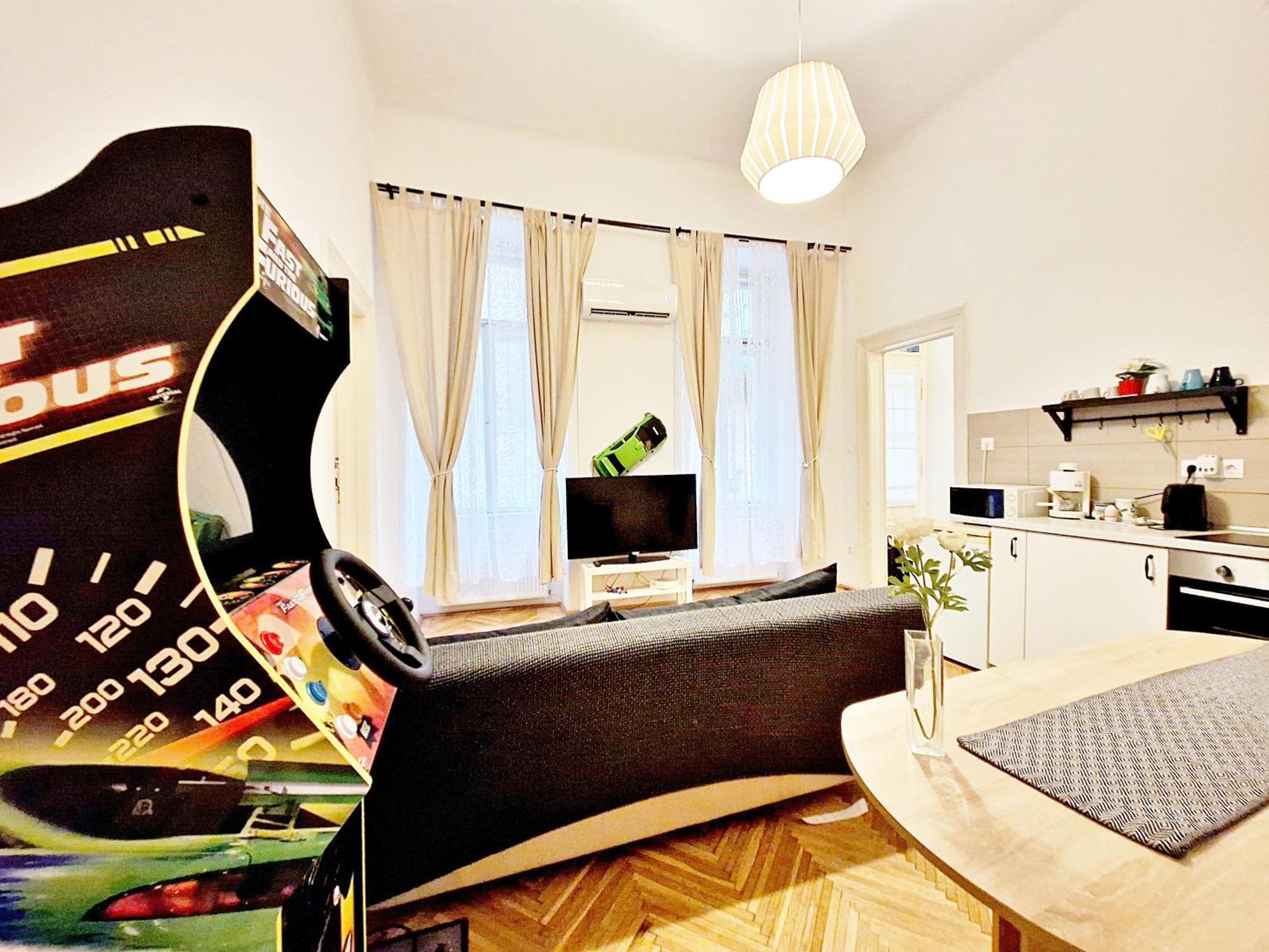 Free Parking Sega Rally Apartment بودابست المظهر الخارجي الصورة